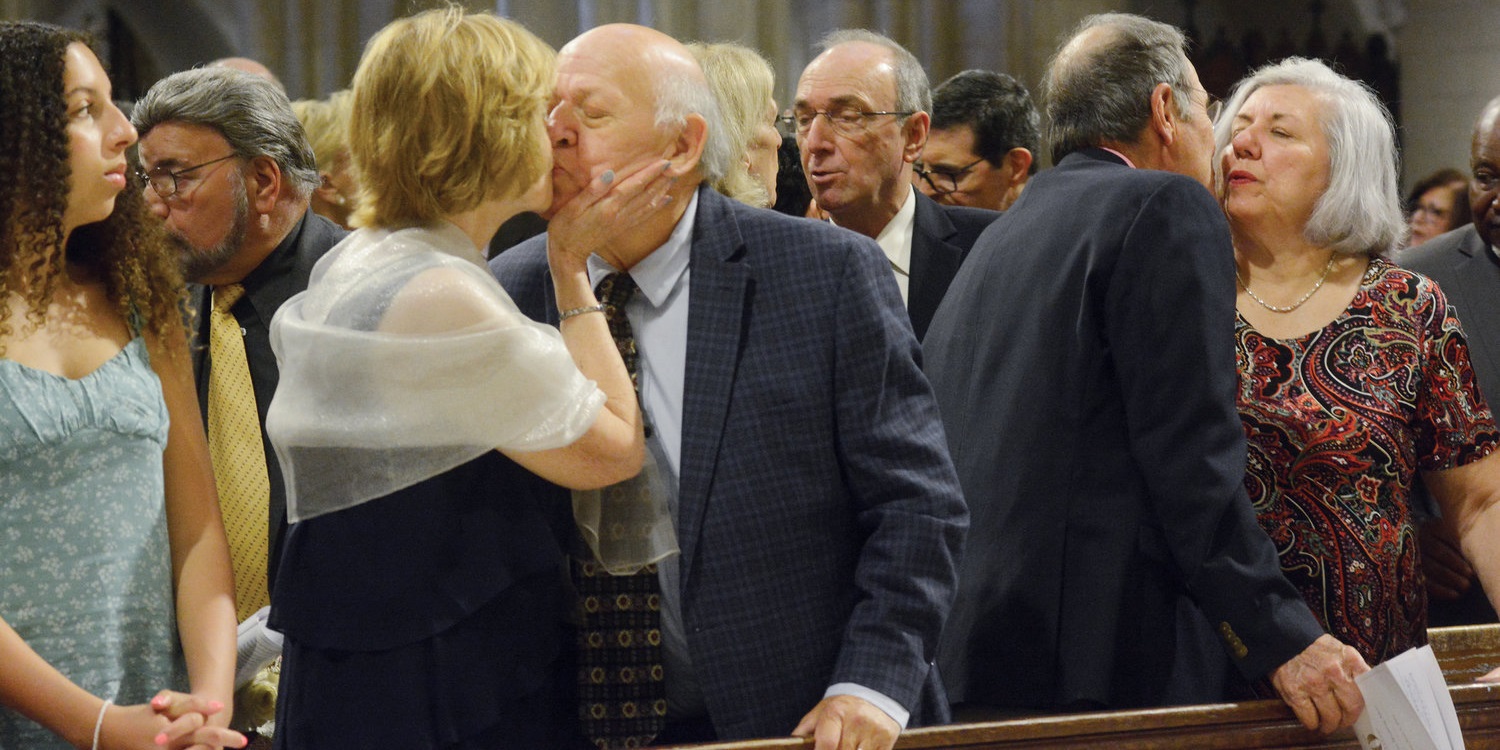 300 Couples Renewed Their Vows for Their 50th Wedding Anniversary