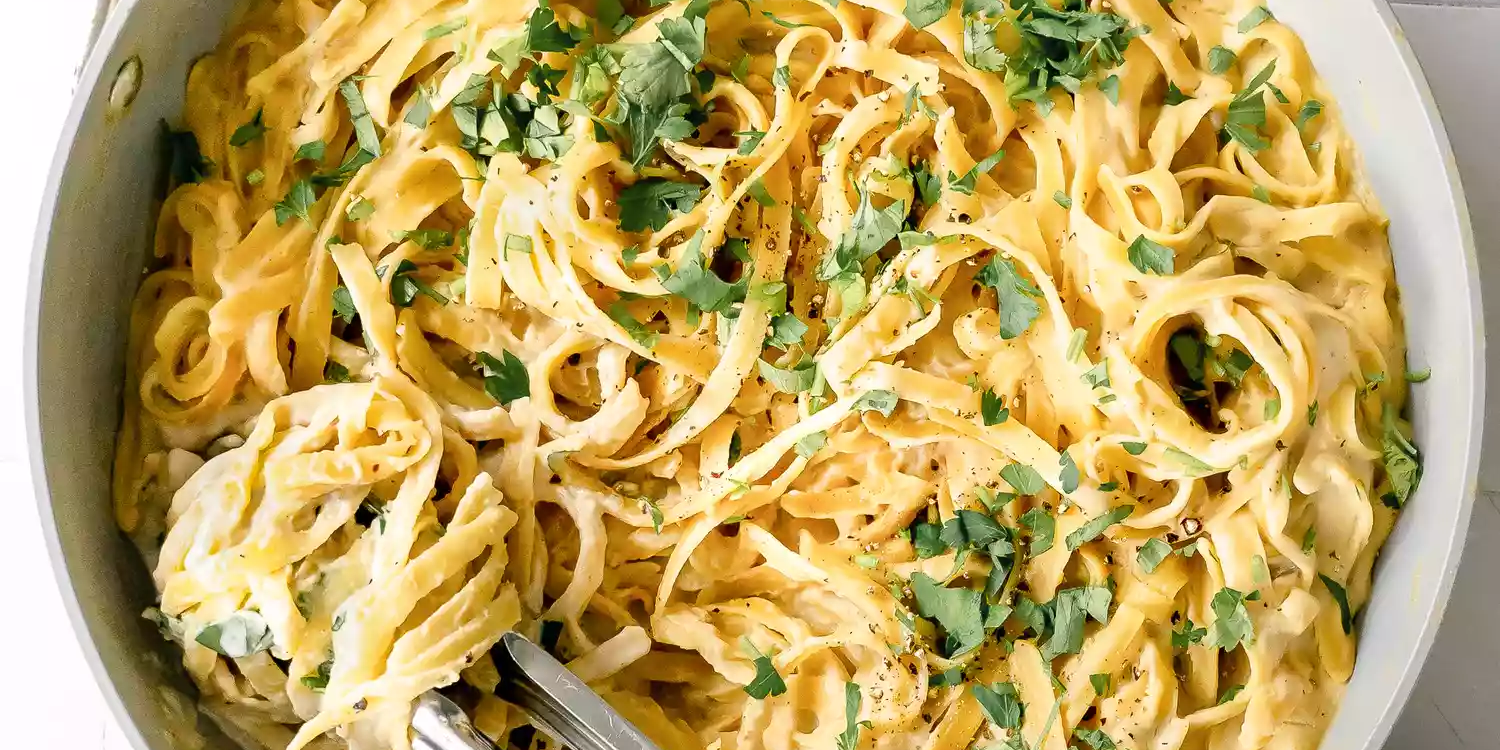 This Creamy Vegan Pasta Will Become Anybody's Favorite Meal