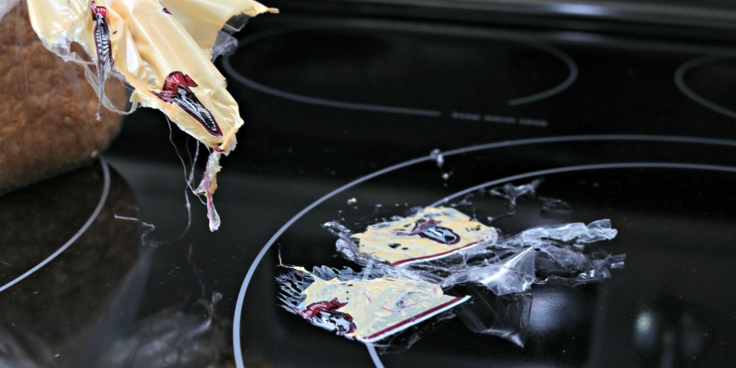 Simple Ways for Cleaning a Stovetop from Melted Plastic