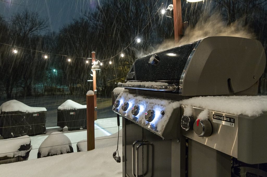 This Is How to Prepare a Gas Grill for the Cold Winter Months