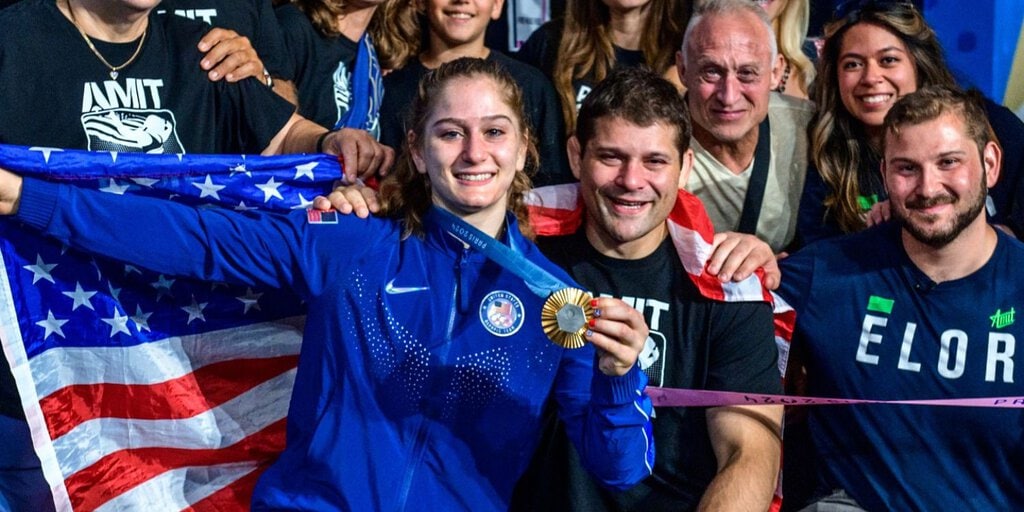 Amit Elor’s Olympic Triumph Leads to a New Era in Women’s Wrestling